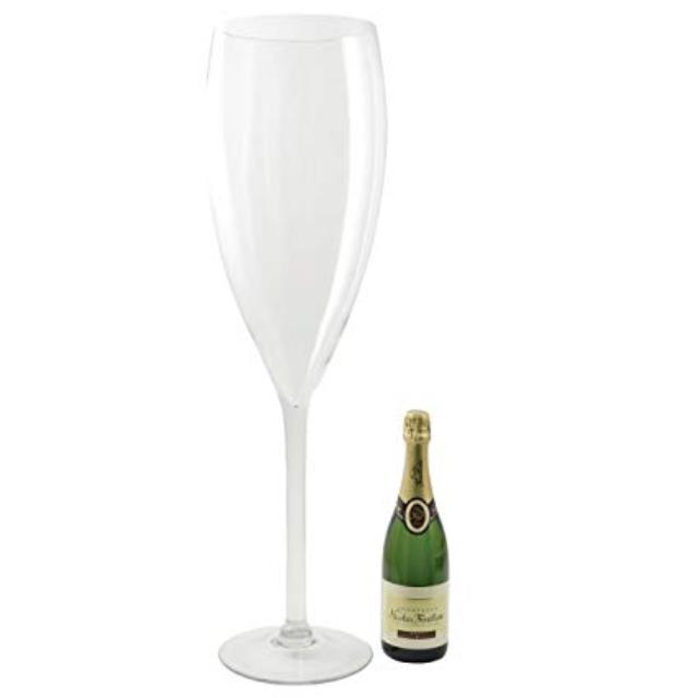 Rental store for CENTERPIECE - FLUTE GLASS OVERSIZED in Akron Ohio